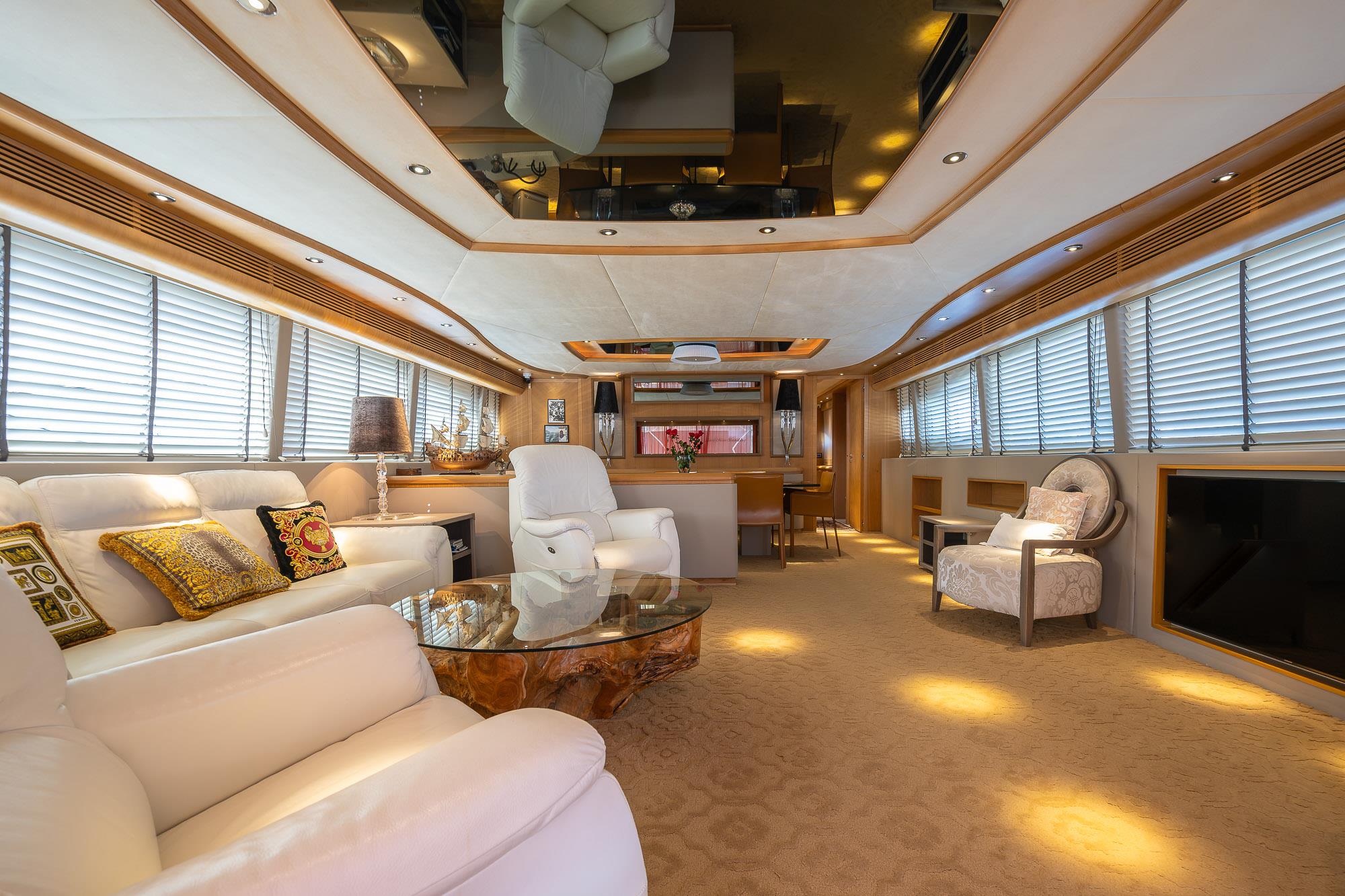 2003 ASTONDOA 102' GLX 